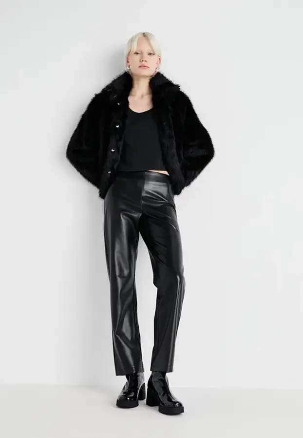 FOTO Chic bundice raznih nijansi - pufasta jakna kao hit sezone