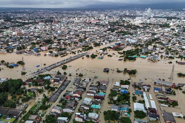 Heavy flooding in southern Thailand