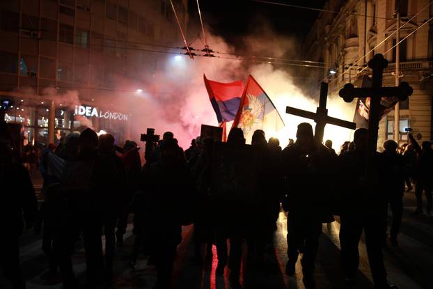 Beograd: Nekoliko stotina ljudi okupilo se kako bi pružilo podršku Rusiji