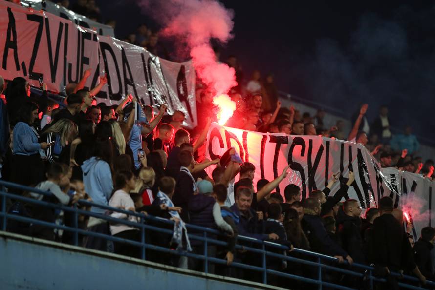 Vinkovci: Torcida bakljama gađala navijače Cibalije
