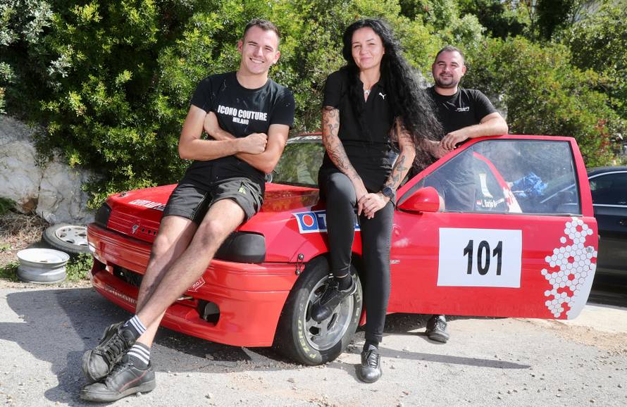 Ploče: U obitelji bivše vozačice auto utrka Maje Barbir tradicija se nastavlja, sada utrke vozi sin Luka