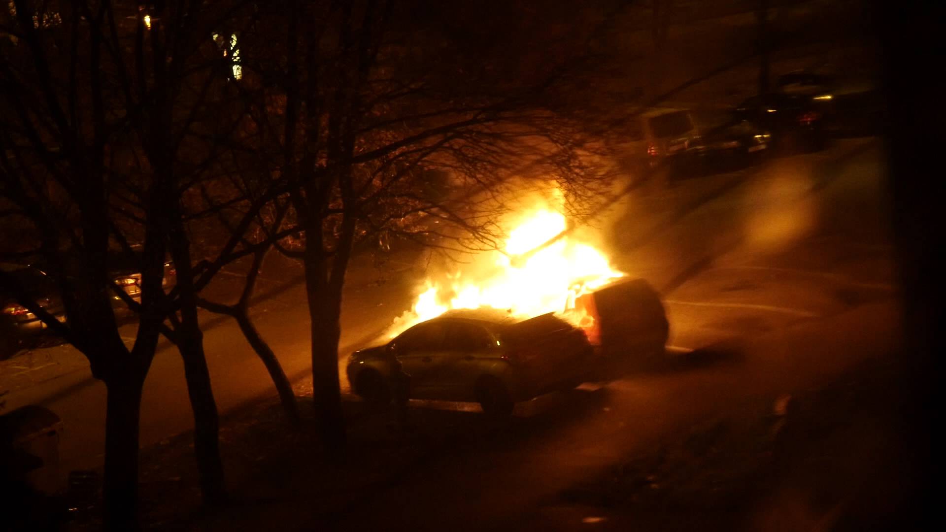 Video: Šefu sigurnosti Dinama izgorio automobil na Vrbanima