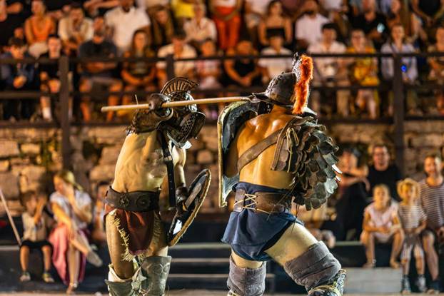 Borbe gladijatora u pulskoj Areni