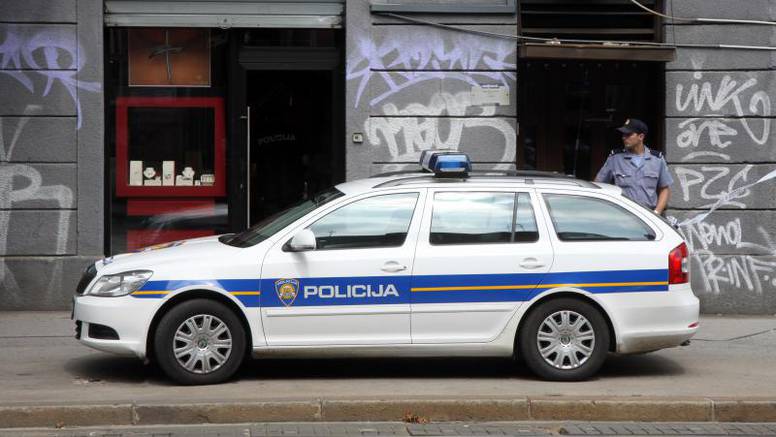 Maskirana žena pištoljem opljačkala zlatarnu u Zagrebu