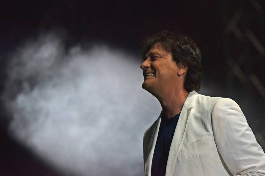 Koncert Zdravka ÄoliÄa u puskoj Areni