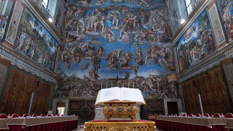 FOTO Ovako izgleda Sikstinska kapela uoči izbora novog pape 21 2025 05 06t153505z 721201805 rc2acea8tbpq rtrmadp 3 pope succession