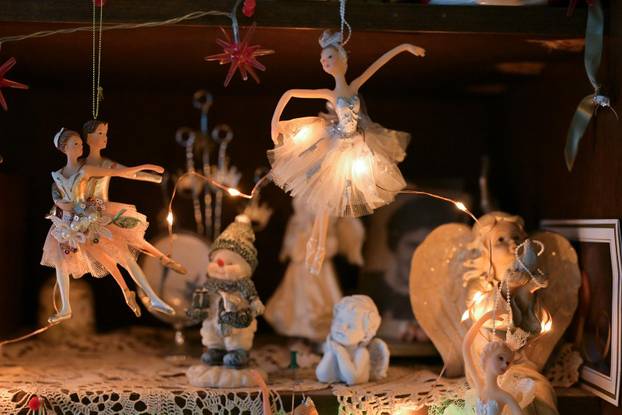 24SATA Zagreb: Stan ukrašen blagdanskim dekoracijama