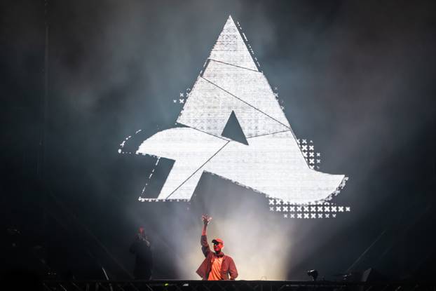 Split - Treca Vecer Ultra Festivala.  DJ-a Afrojack