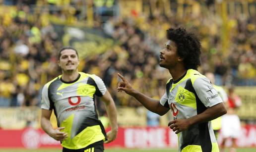 VIDEO Kovačev Dortmund melje sve pred sobom! 'Žuto-crni' dišu za vratom vodećem Bayernu