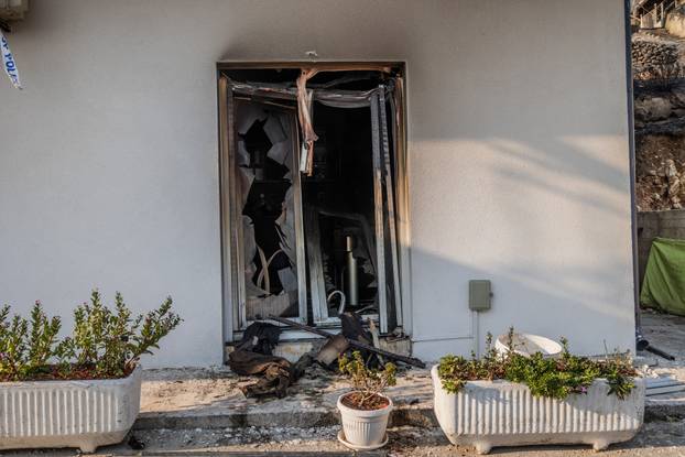 Posljedice katastrofalnog požara u mjestu Celina Staro Selo kod Omiša 