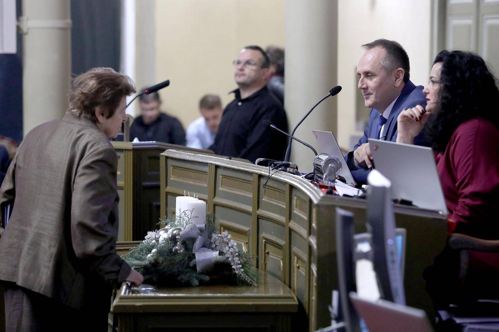 Zagreb: U Staroj gradskoj vijećnici nastavljena je sjednica gradske skupštine