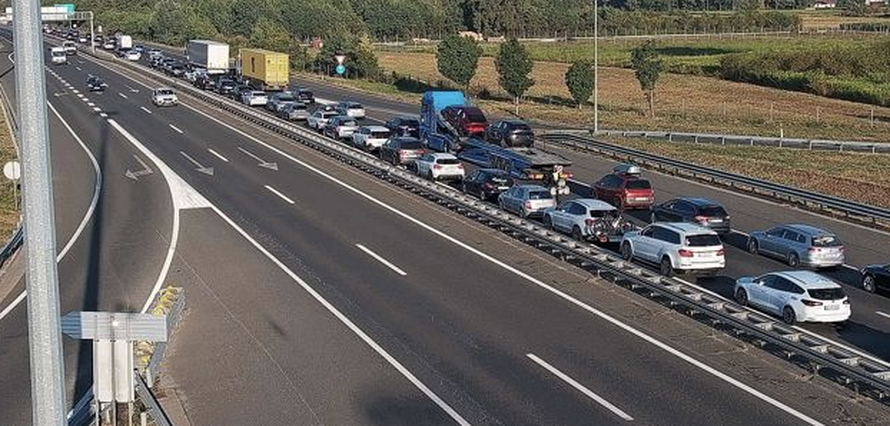 KAOS NA A1 Kolona duga 25 km zbog sudara prije Karlovca!