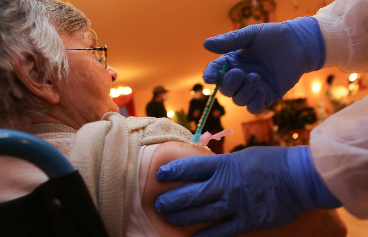 Danas kreće cijepljenje protiv korone: Evo koliko doza ide po županijama i tko se prvi cijepi