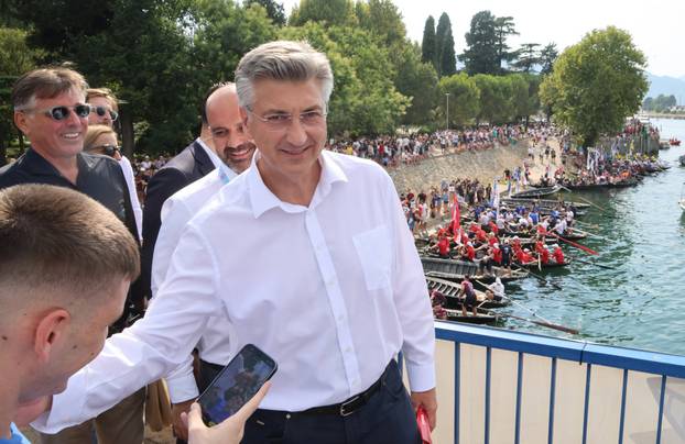 Metković: Tradicionalni 29. Maraton lađa