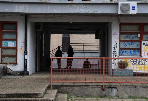 24sata Zagreb: Devastirana zgrada u Ulici don Petra &Scaron;imi&cacute;a 2 na Jarunu