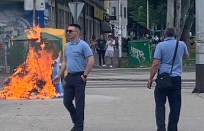 VIDEO Kod Dinamovog stadiona netko zapalio kontejner: 'Išao sam iz menze i vidio da se dimi'