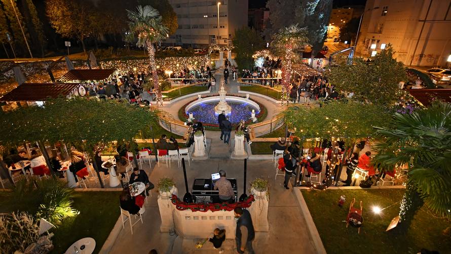 Znate li koji grad ima prvi adventski sajam bez plastike?