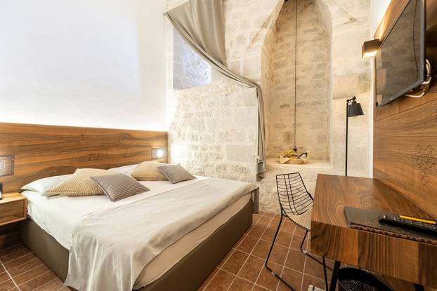 FOTO Propali biznisi hrvatskih sportaša: Krah restorana Ive Majoli, Ivanišević falija u Splitu