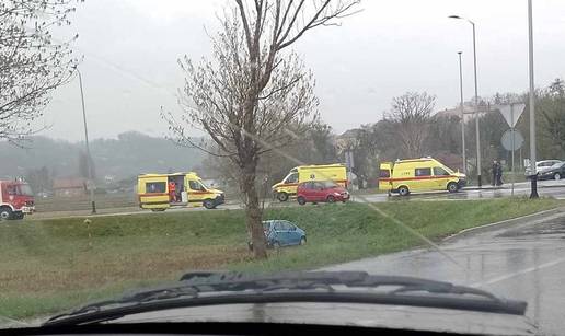Sudarila se dva auta u Začretju: Dvoje prevezli u bolnicu, po trećeg će doći helikopter?