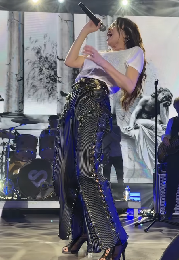 FOTO Remen ili tange? Severina iznenadila neobičnim kožnim detaljem na svojim hlačama...