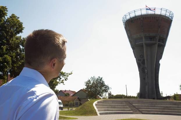 Gradonačelnik Vukovara obišao Vodotoranj koji je u završnoj fazi izgradnje