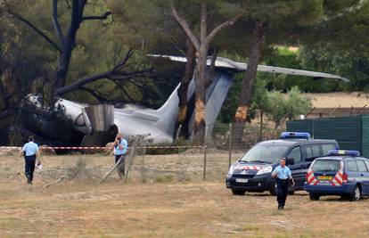 U Francuskoj se srušio avion, poginulo je troje Amerikanaca