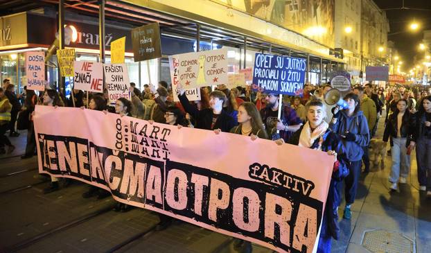 Zagreb: Održan jubilarni 10. Noćni marš za prava žena "Žene – kičma otpora"