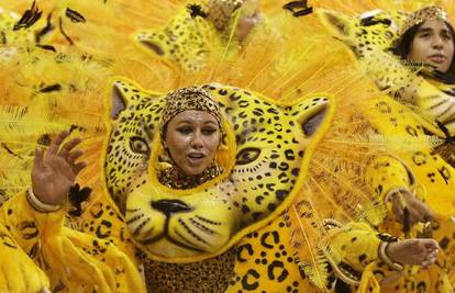 Brazilski predsjednik je na karnevalu bacao kondome