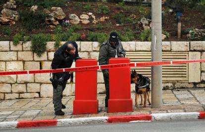 Zaletio se autom među vojnike u Jeruzalemu, 12 ozlijeđenih
