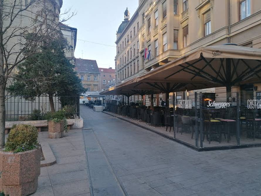 Hrvatska otvorila terase kafića: 'Napokon možemo u miru sjesti, popiti kavu i pročitati novine'