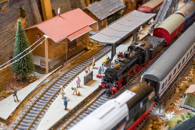 Oživio željeznicu koja je povezivala Konavle s Bečom: Pero je bajkovitu maketu gradio 12 godina