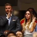 Beckhamovi privla&ccaron;ili poglede, ali svi se pitaju gdje je razmetni sin! Brooklyn i dalje protestira