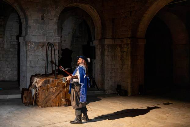 Dubrovnik: Otvoren 12. Midsummer Scene Festival premijerom predstave "Jedan za sve"