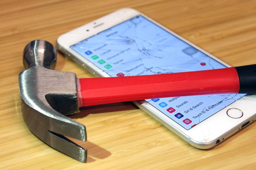 Uklanjanje aplikacije s mobitela nije baš jednostavno ako želite zaštititi podatke koje dijelite