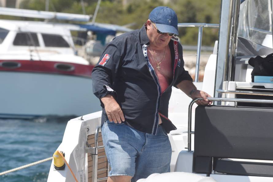 Željko Kerum uživa na svom brodu u Rogoznici