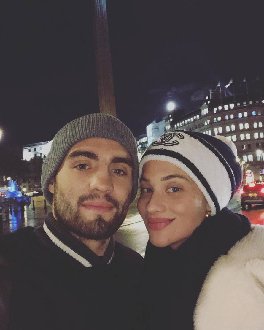 Izabel: Kova nam pomaže u borbi s nećakinjinim Downom