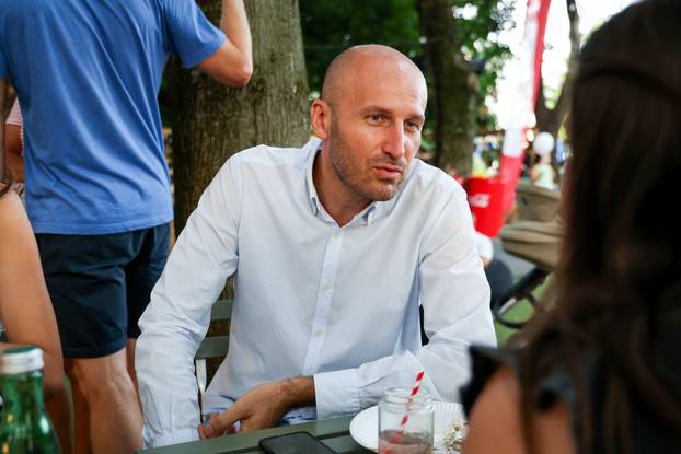 Zagreb: Započeo Palačnikafest u Rougemarin parku