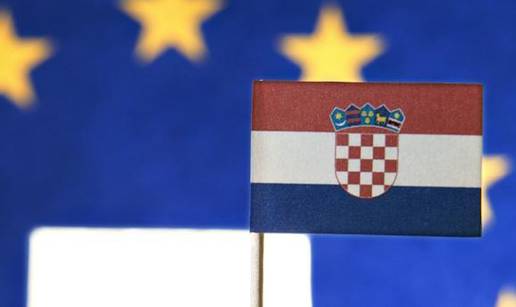 Hrvatska ima koristi od EU, smatra 66 posto ispitanika...