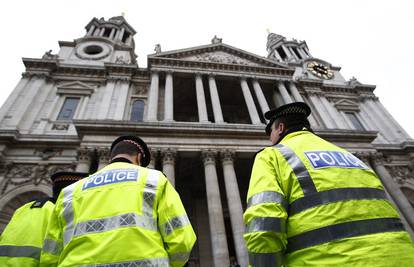 U Londonu su uhitili šestero ljudi, sumnjiče ih za terorizam