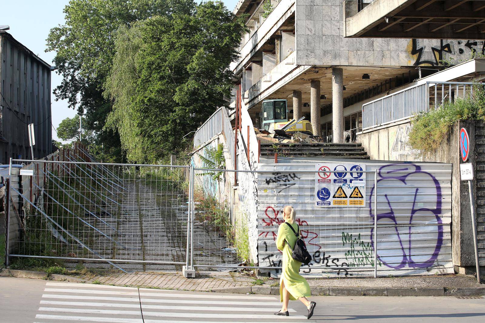Zagreb: Počinje rušenje stare zgrade u Paromlinskoj ulici