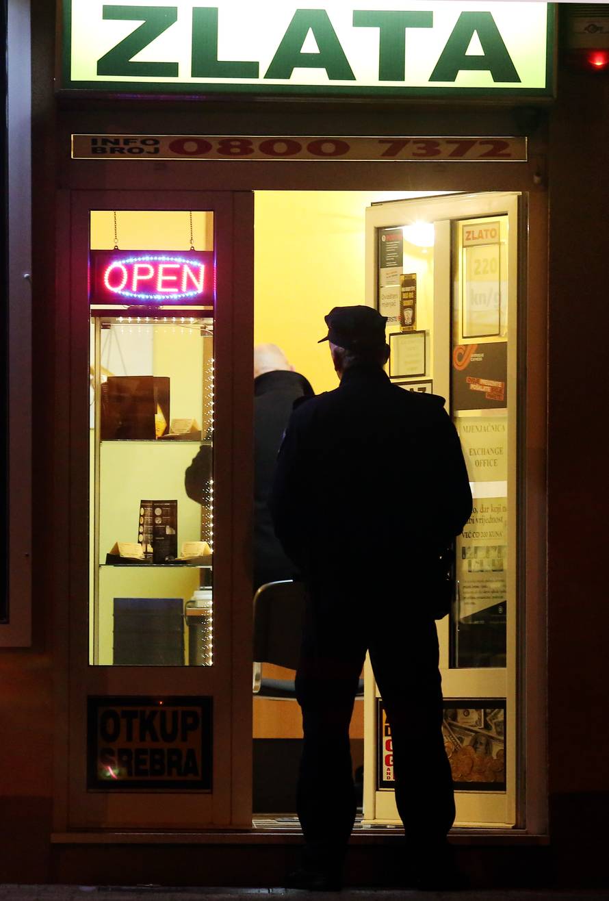 Opljačkao ured za otkup zlata u Šibeniku, policija ga traži