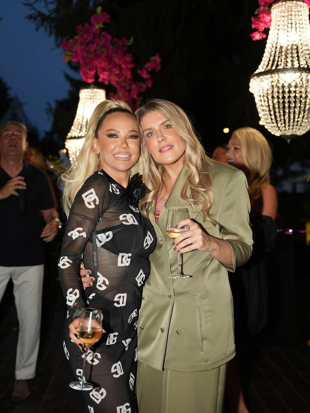 Maja Šuput objavila je fotke s rođendana: Uz nju je bio i Šime, pogledajte kako je proslavila