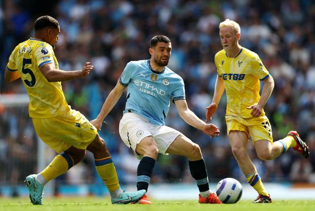 Premier League - Manchester City v Crystal Palace