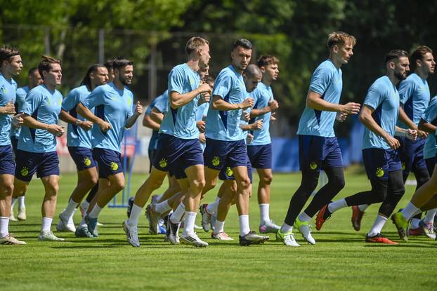 Zagreb: Media day i trening Dinama s novim trenerom 