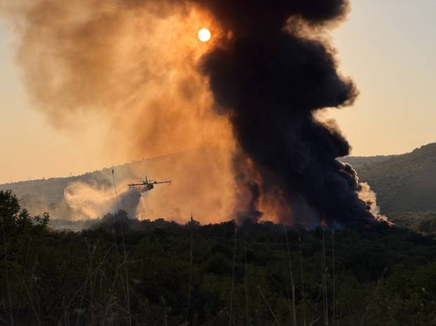 FOTO Pogledajte dramatične prizore buktinje u Prgometu