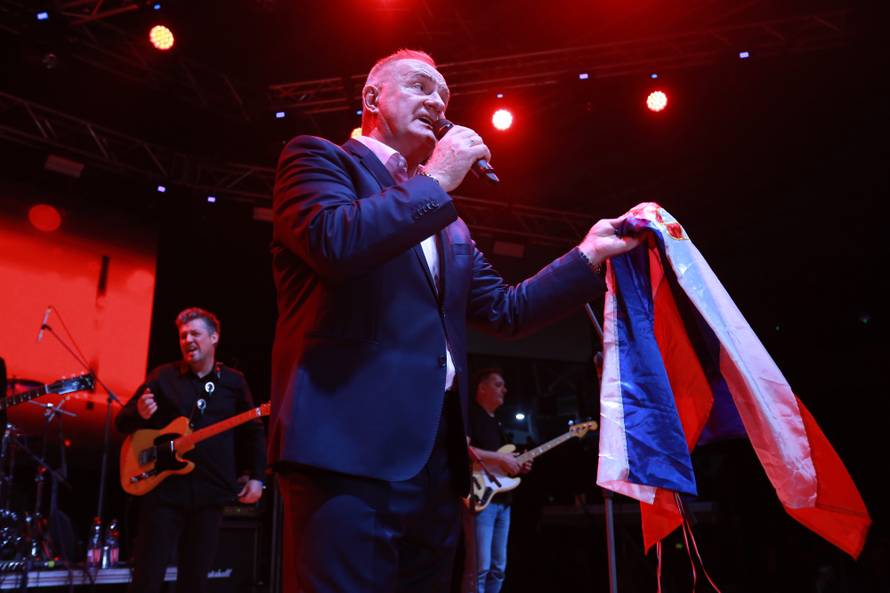 Frankfurt: Mate BuliÄ odrÅ¾ao koncert na Hrvatskoj noÄi