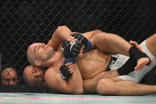 MMA: UFC 328 Chimaev vs Strickland