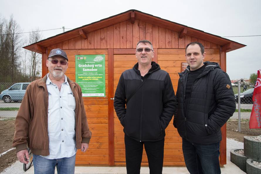 Neprolazni, masivni namještaj po mjeri s potpisom Memento