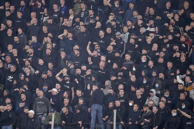 Sevilla: Specijalna policija intervenirala na utakmici GNK Dinamo - FC Sevilla