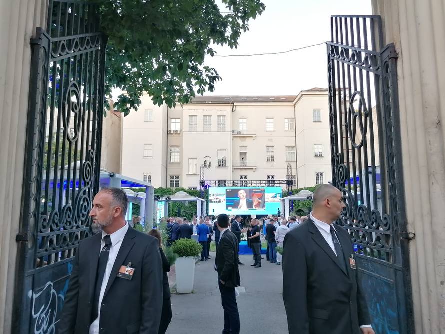 Stožer HDZ-a: 'Moja domovina' odsvirala je za kraj velike fešte